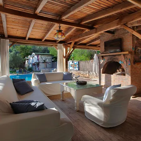 Chakra Kabak Locanda 3*