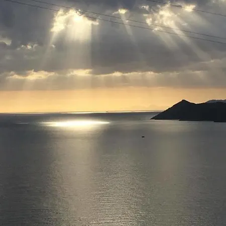 Chakra Kabak Locanda Faralya